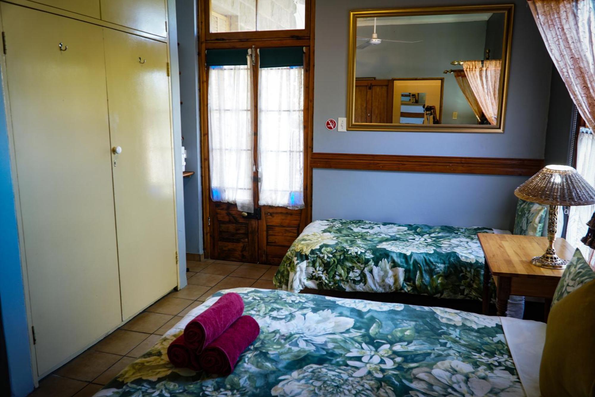 Outentique Accommodation Oudtshoorn Exterior foto