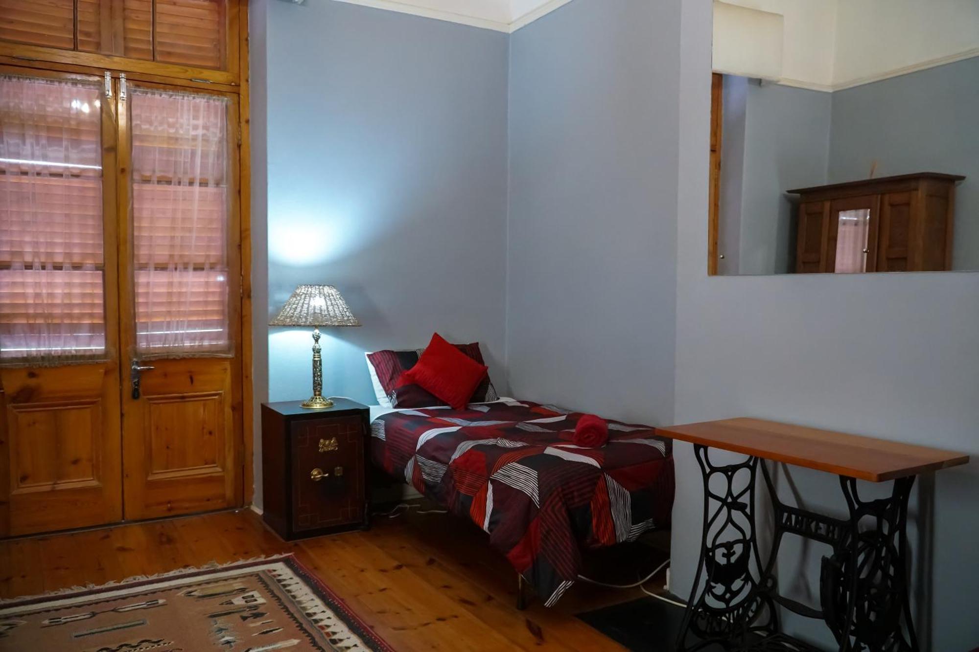 Outentique Accommodation Oudtshoorn Exterior foto