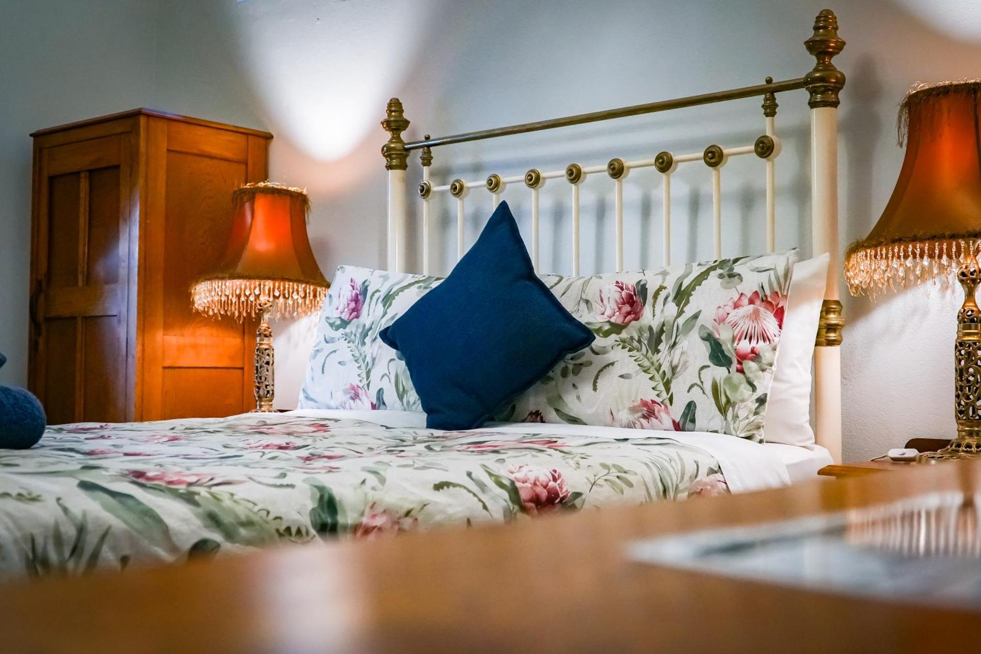 Outentique Accommodation Oudtshoorn Zimmer foto